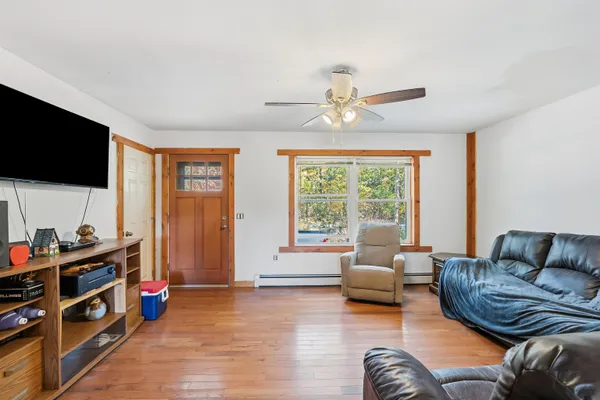 $489,900 | 437 High Street, Boscawen, NH 03303