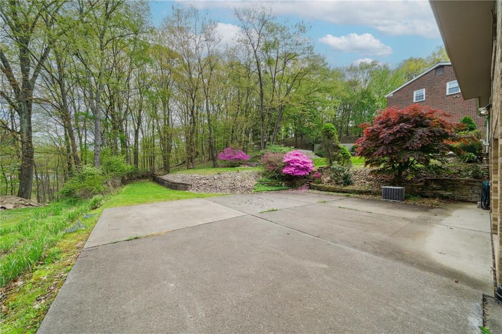 111 Atterbury Road Monroeville, PA 15146 - Photo 36 of 37 Gallery Image 36