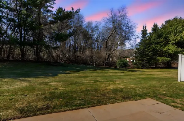 $575,000 | 13 Meadowlark Drive, Unit 13, Middleboro, MA 02346