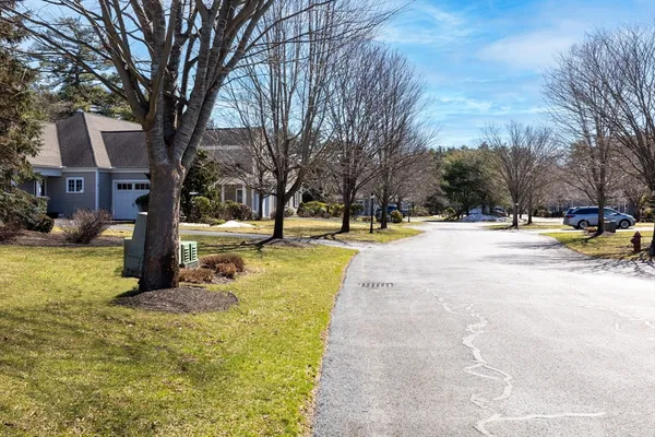 $575,000 | 13 Meadowlark Drive, Unit 13, Middleboro, MA 02346