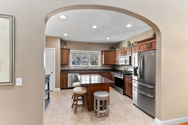 $575,000 | 13 Meadowlark Drive, Unit 13, Middleboro, MA 02346