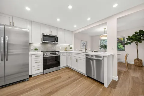 $795,000 | 3143 Avenida Olmeda, Carlsbad, CA 92009