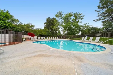 $795,000 | 3143 Avenida Olmeda, Carlsbad, CA 92009