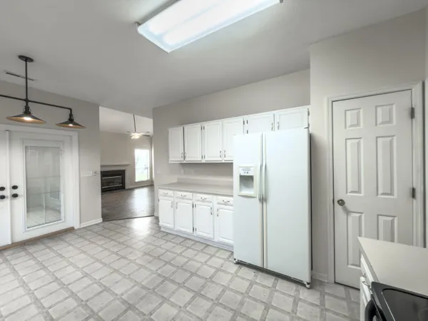 $2,450 | 115 Hartley Hall Court, Summerville, SC 29485