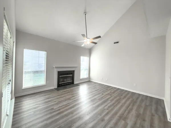 $2,450 | 115 Hartley Hall Court, Summerville, SC 29485