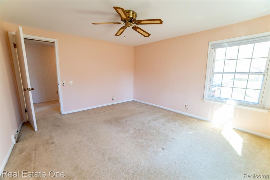 1041 Rock Spring Road Bloomfield Hills, MI 48304 - Photo 23 of 55