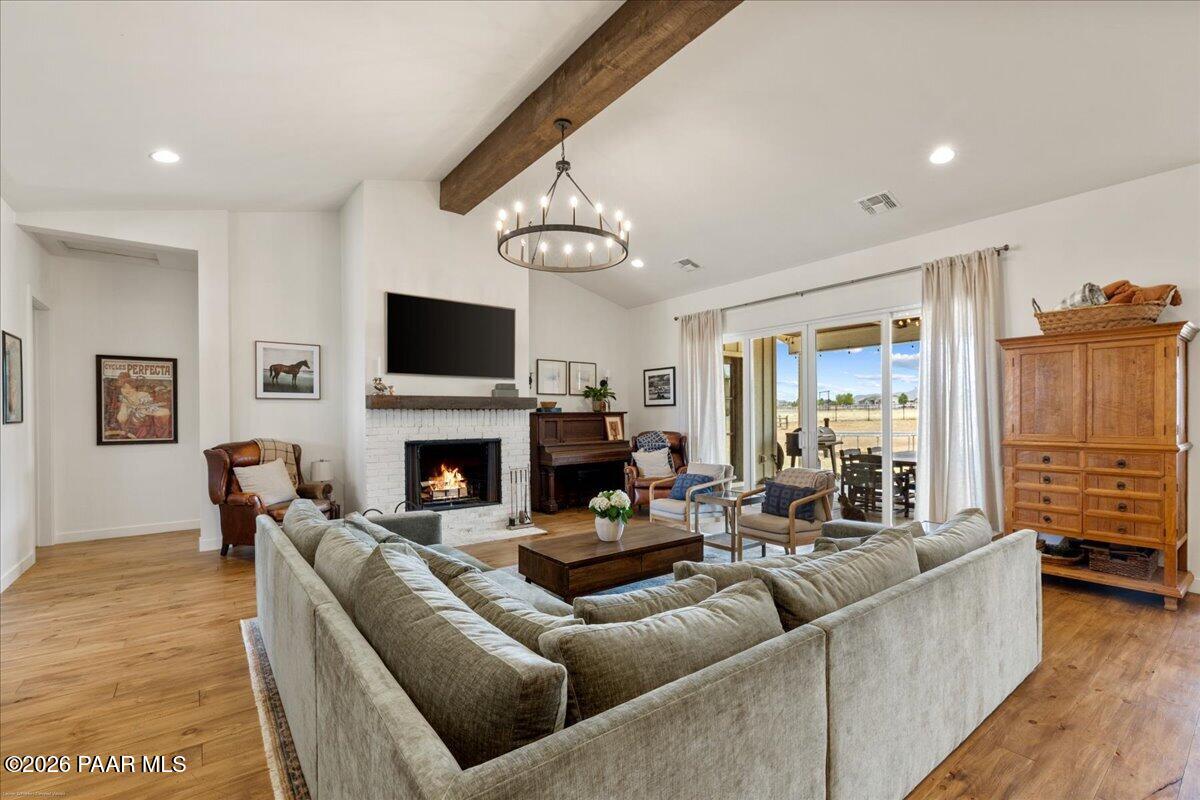 12642 East Bareback Road Prescott Valley, AZ 86315 - Photo 20 of 70 17-Great Room