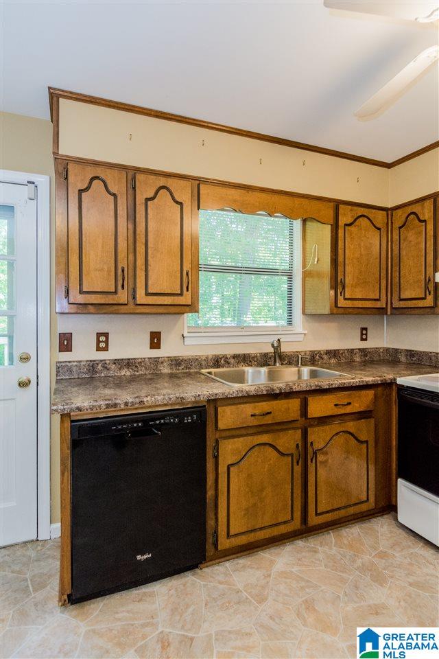 116 Forest Ridge Road Alabaster, AL 35114 - Photo 12 of 33