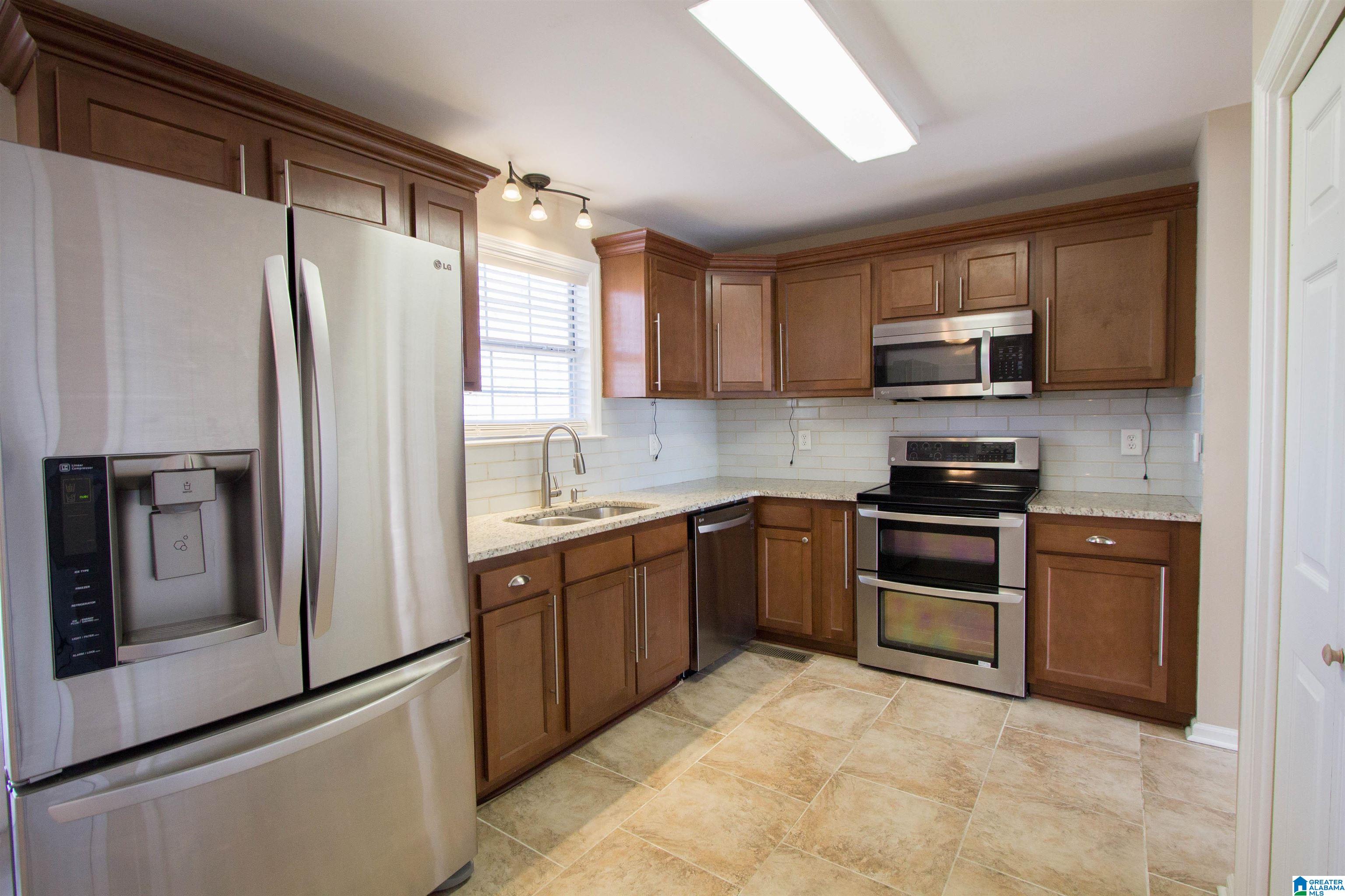 129 Pebble Drive Alabaster, AL 35007 - Photo 8 of 43