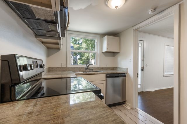 $1,500,000 | 406 Chesterfield Avenue, Nashville, TN 37212