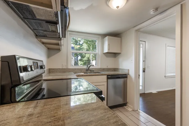 $1,500,000 | 406 Chesterfield Avenue, Nashville, TN 37212