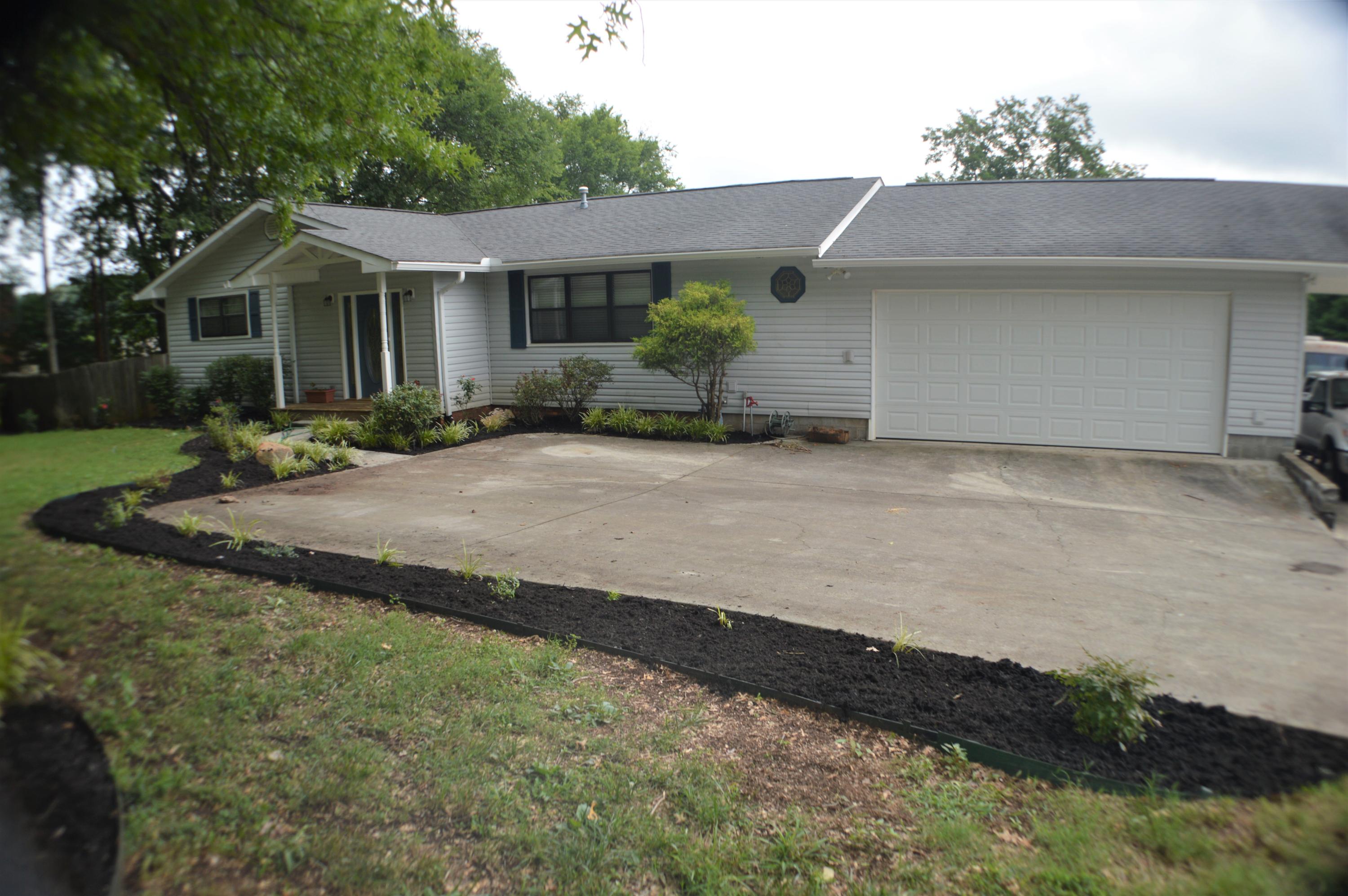 648 Chilhowee School Road Seymour, TN 37865 - Photo 1 of 26 DSC_0026