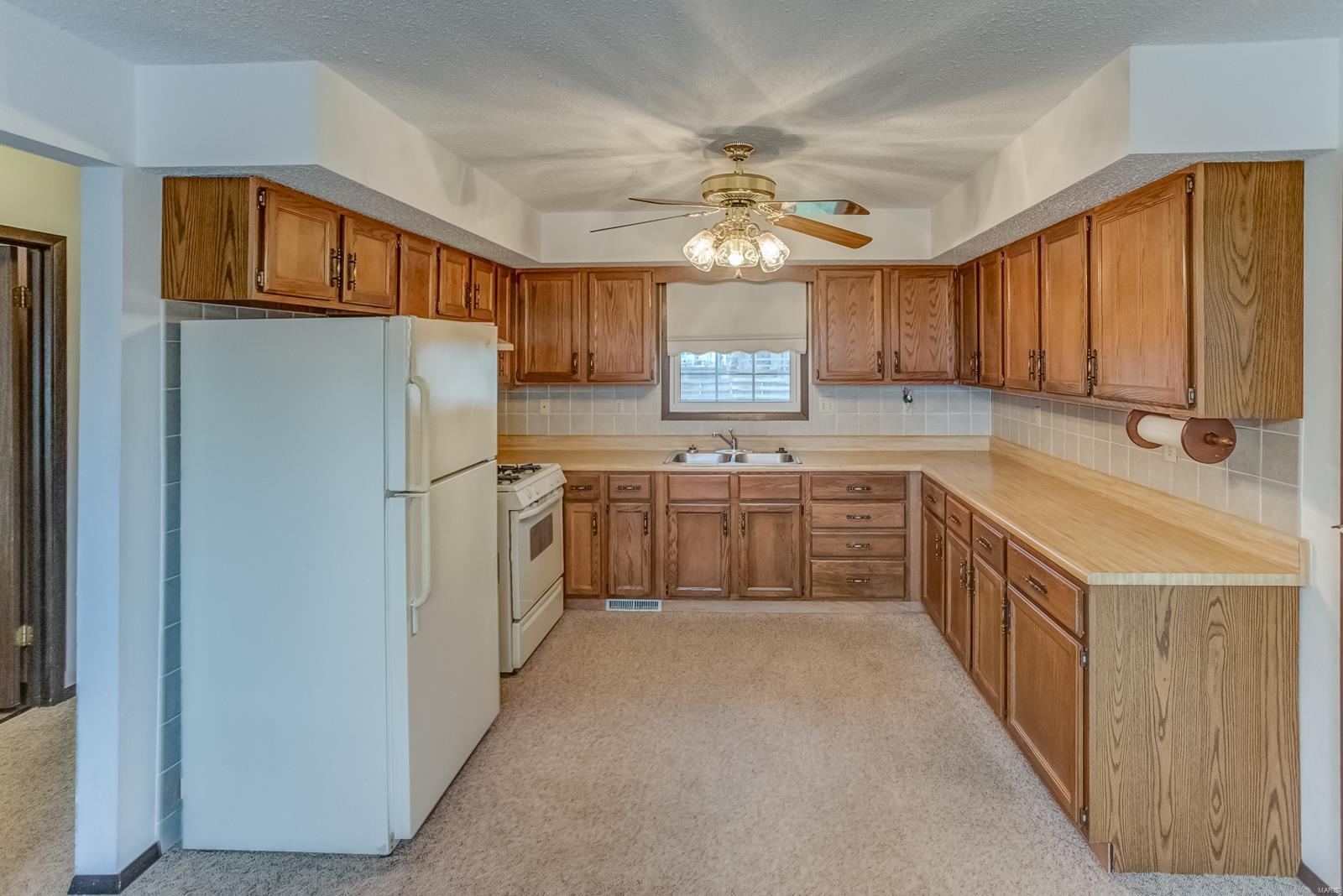 1010 Fillmore Street Gillespie, IL 62033 - Photo 15 of 31 Gallery Image 15