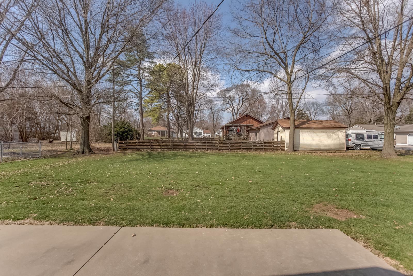 1010 Fillmore Street Gillespie, IL 62033 - Photo 7 of 31 Gallery Image 7