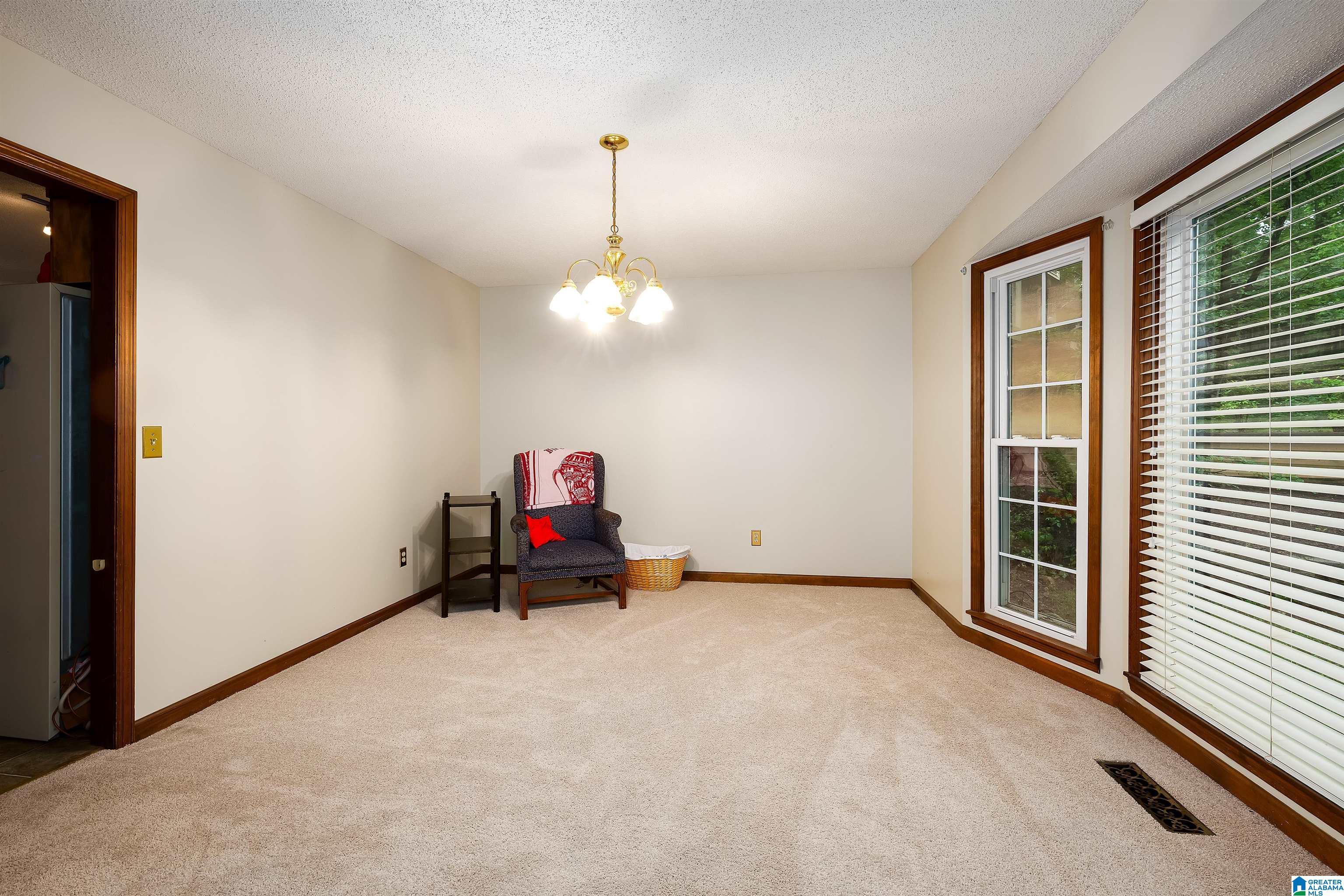 1454 Falling Rock Circle Alabaster, AL 35007 - Photo 11 of 40