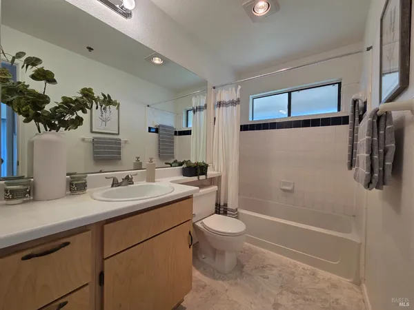 $385,000 | 1201 Glen Cove Parkway, Unit 1113, Vallejo, CA 94591