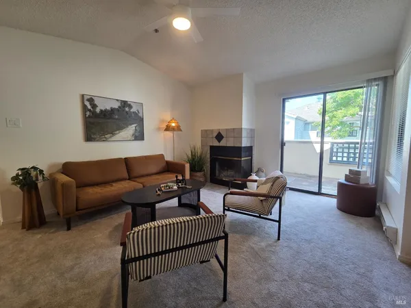 $385,000 | 1201 Glen Cove Parkway, Unit 1113, Vallejo, CA 94591