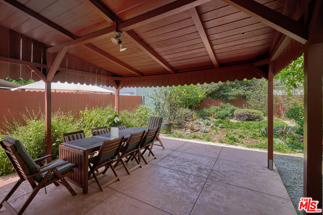 1157 South Point View Street Los Angeles, CA 90035 - Photo 19 of 25 Gallery Image 19