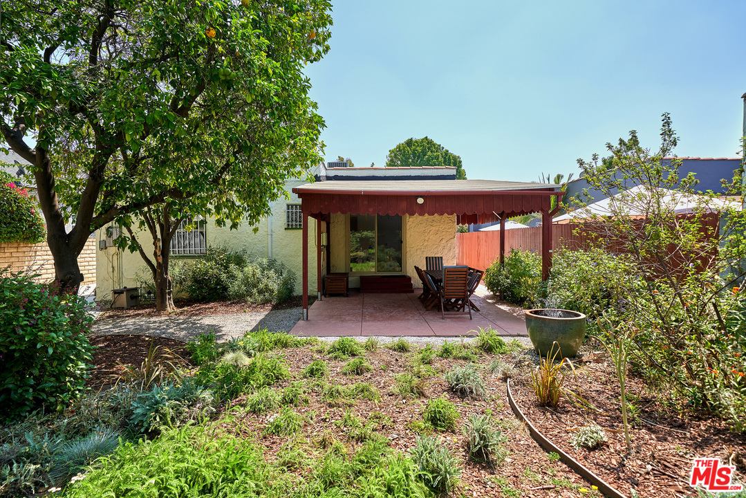1157 South Point View Street Los Angeles, CA 90035 - Photo 21 of 25 Gallery Image 21