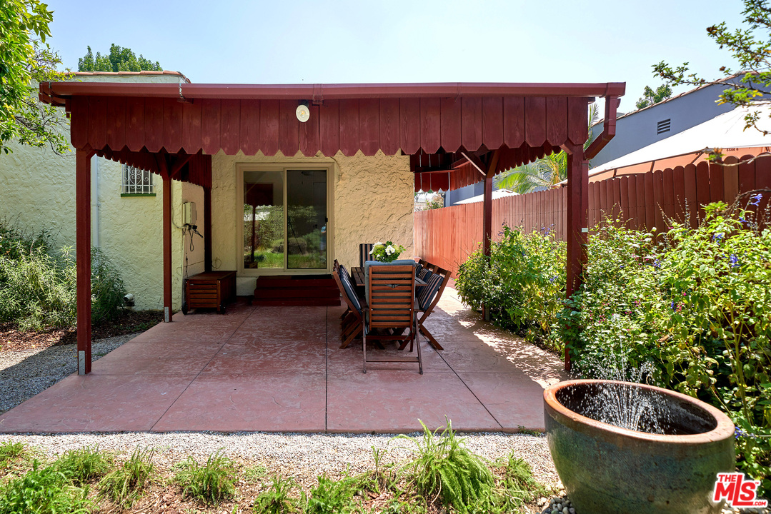 1157 South Point View Street Los Angeles, CA 90035 - Photo 23 of 25 Gallery Image 23
