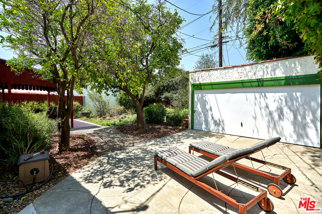 1157 South Point View Street Los Angeles, CA 90035 - Photo 24 of 25 Gallery Image 24