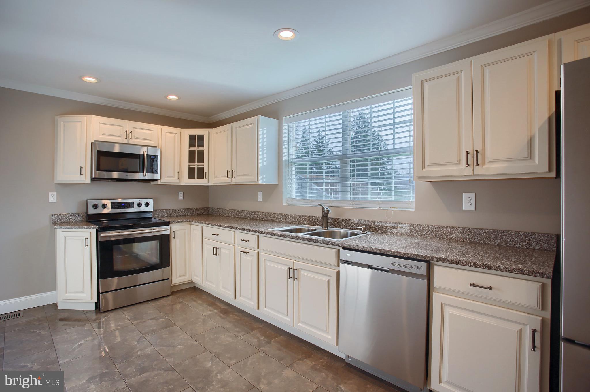 750 Lincoln Road Birdsboro, PA 19508 - Photo 11 of 25 Gallery Image 11