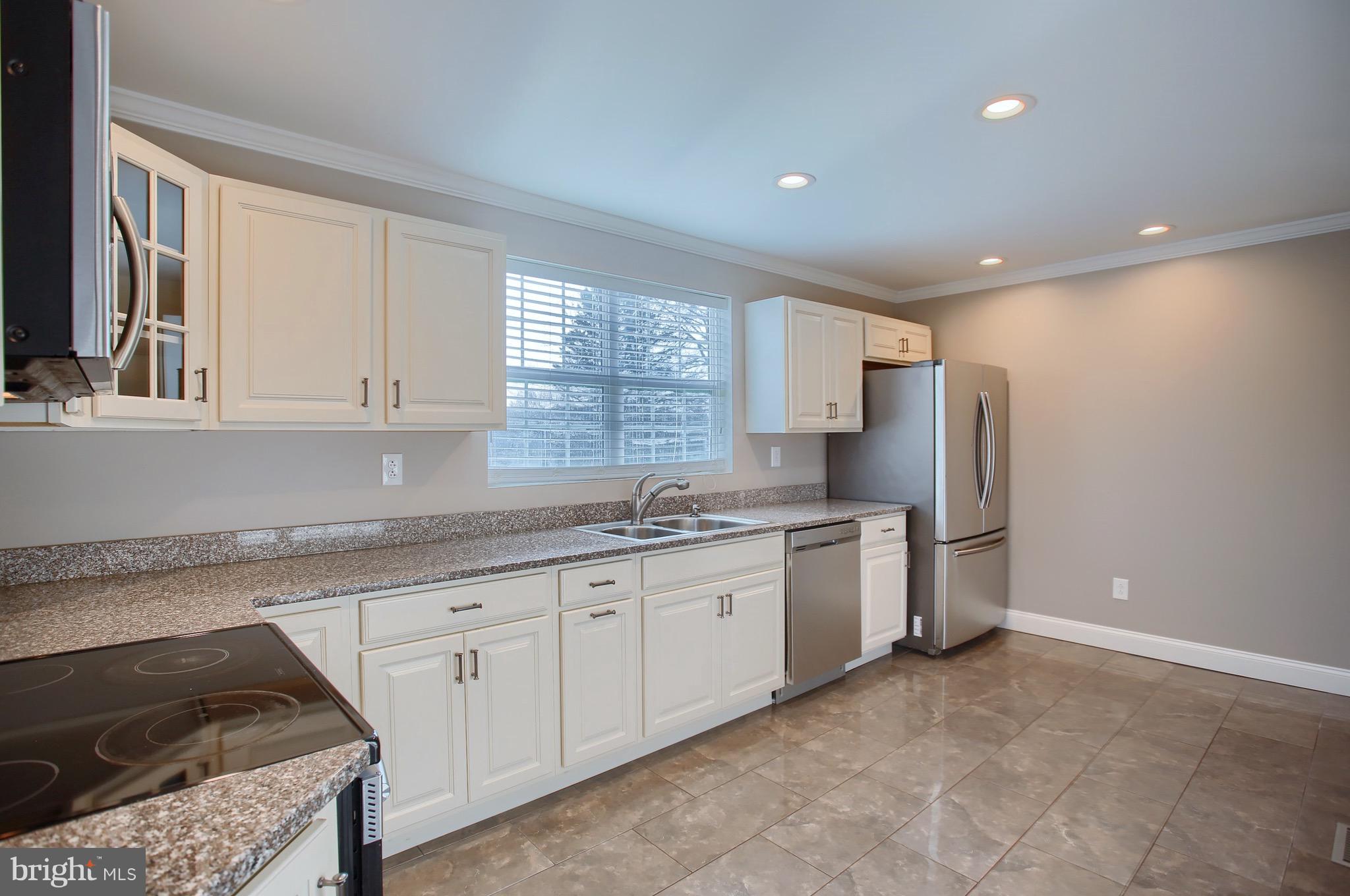 750 Lincoln Road Birdsboro, PA 19508 - Photo 10 of 25 Gallery Image 10