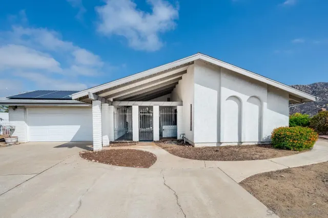 $1,185,000 | 620 Singing Vista Court, El Cajon, CA 92019