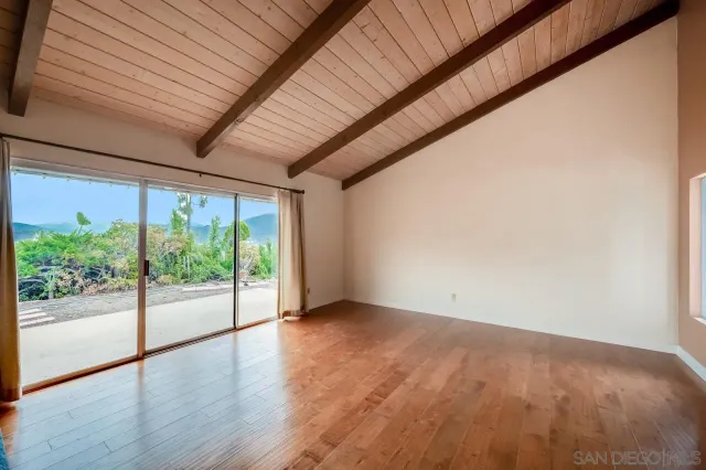 $1,185,000 | 620 Singing Vista Court, El Cajon, CA 92019