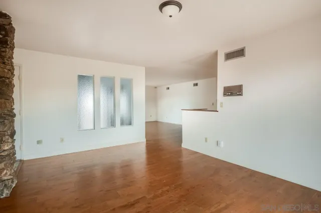 $1,185,000 | 620 Singing Vista Court, El Cajon, CA 92019