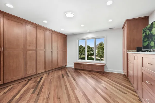 $1,845,000 | 6447 Manor Drive, Burr Ridge, IL 60527