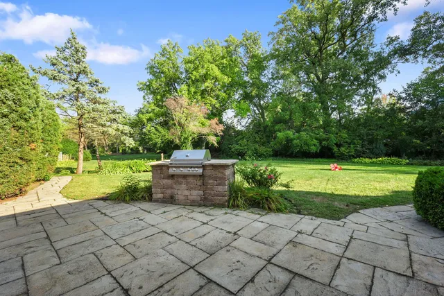 $1,845,000 | 6447 Manor Drive, Burr Ridge, IL 60527