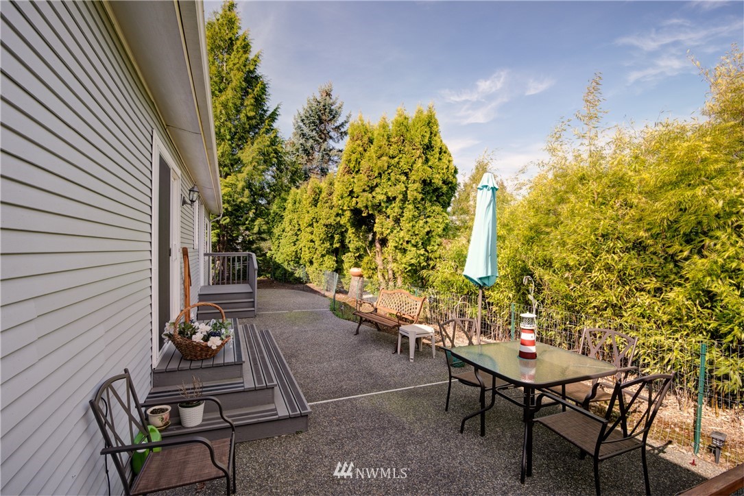 23816 Rock Circle Bothell, WA 98021 - Photo 3 of 20