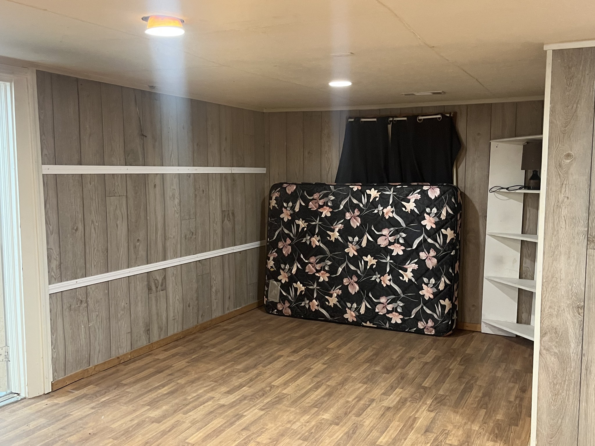 535 Gladeville Road Mount Juliet, TN 37122 - Photo 19 of 24 a view of a garage