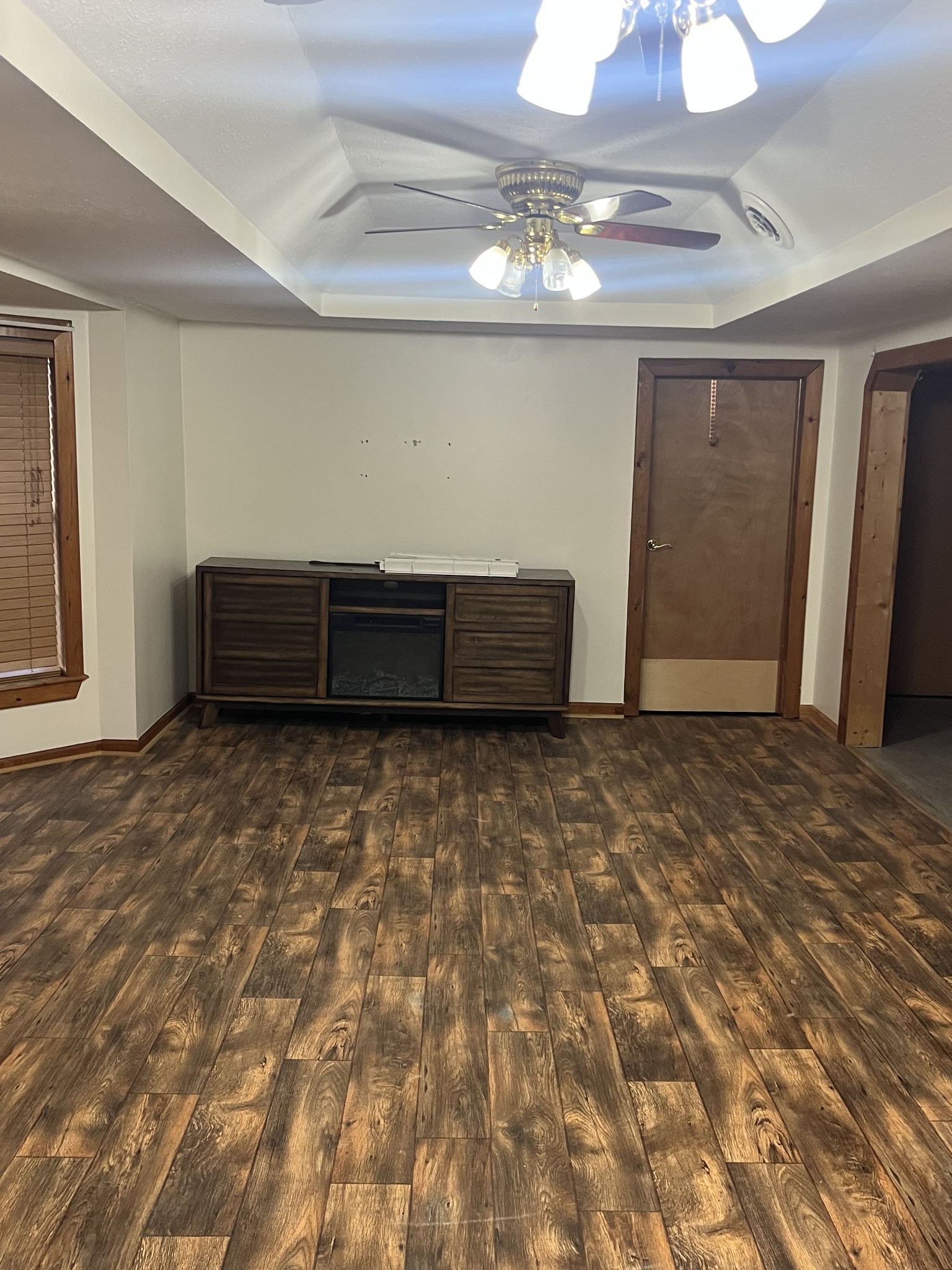 535 Gladeville Road Mount Juliet, TN 37122 - Photo 3 of 24 a view of room with window