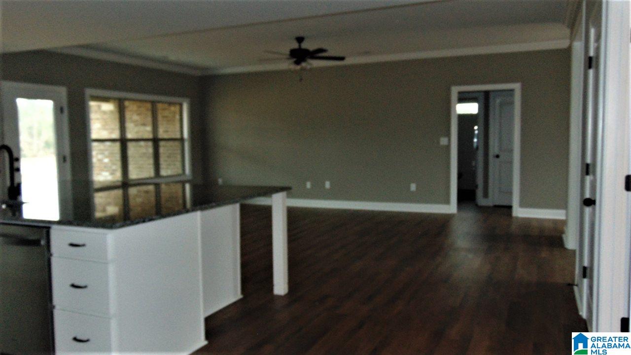 10 Crest Loop Road Clanton, AL 35045 - Photo 8 of 11