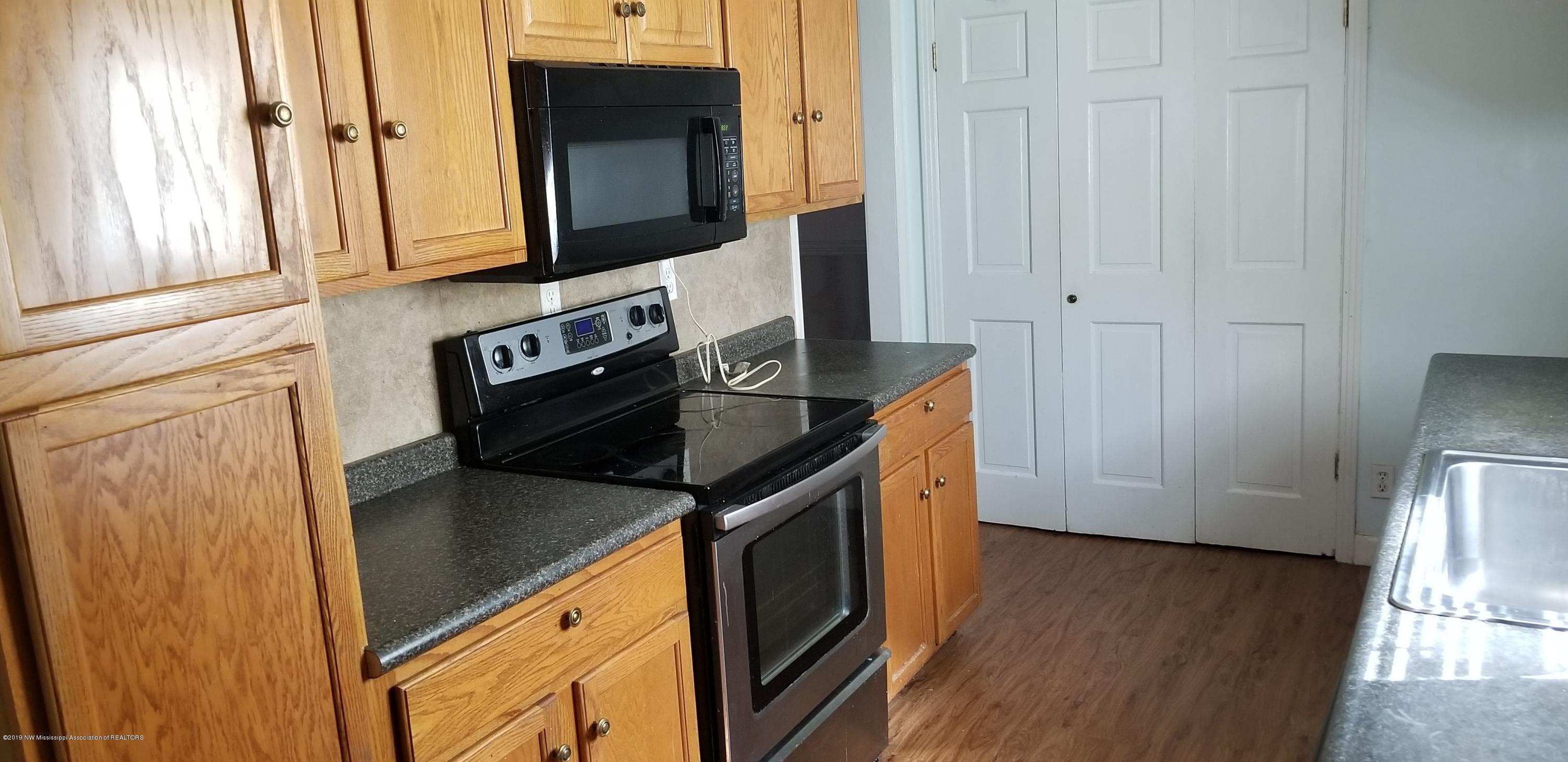 2128 North Red Banks Road Byhalia, MS 38611 - Photo 7 of 13 20190311_153736