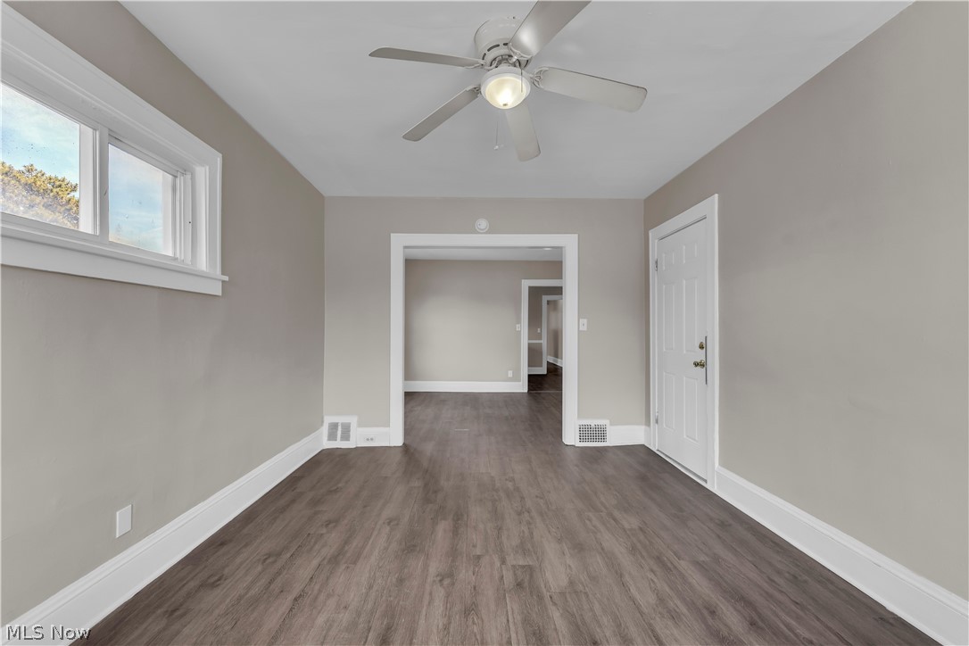 4657 Warner Road, Unit 3 Garfield Heights, OH 44125 - Photo 5 of 22