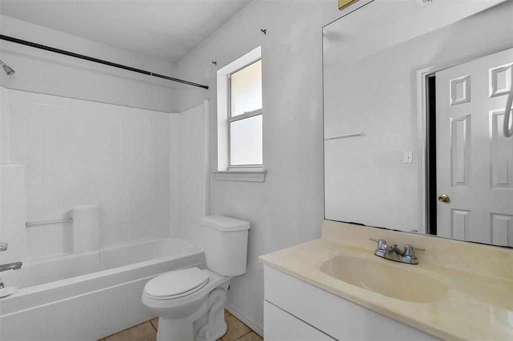 210 Joshua Boulevard, Unit 210 Joshua, TX 76058 - Photo 20 of 22