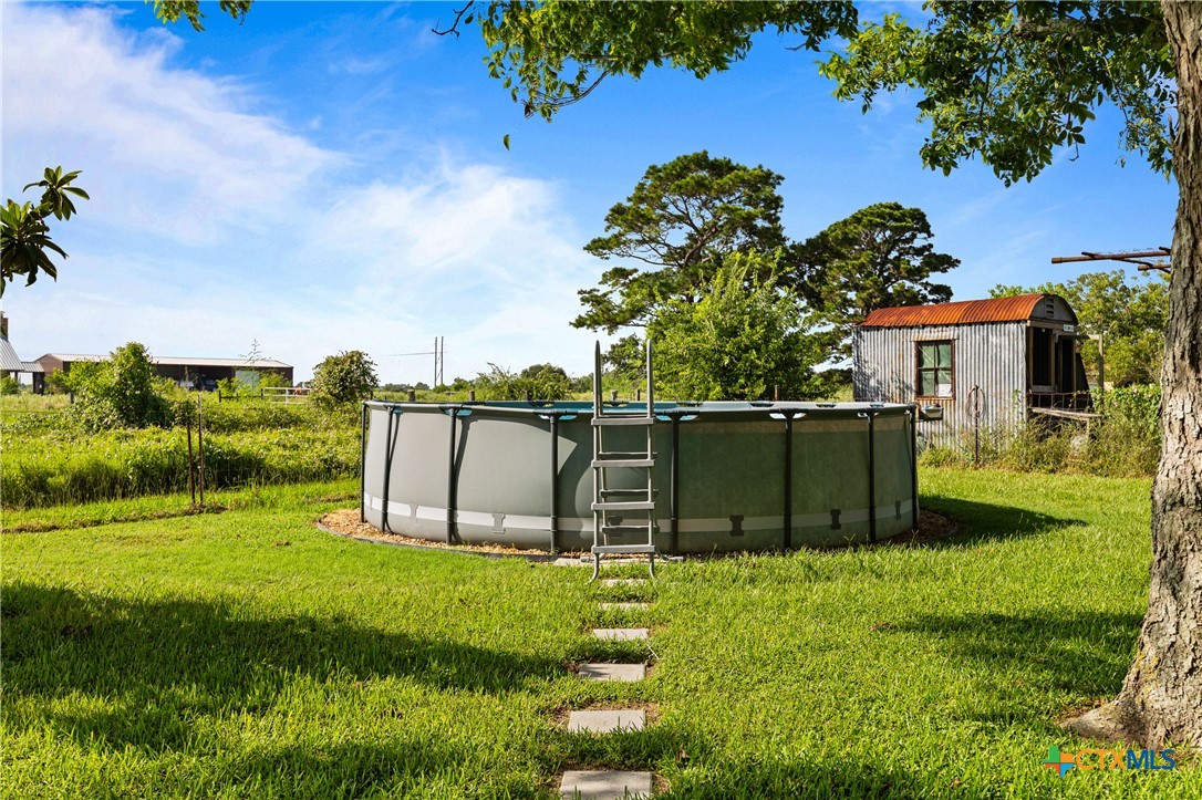 701 South Gilbert Road Edna, TX 77957 - Photo 43 of 48 Gallery Image 43