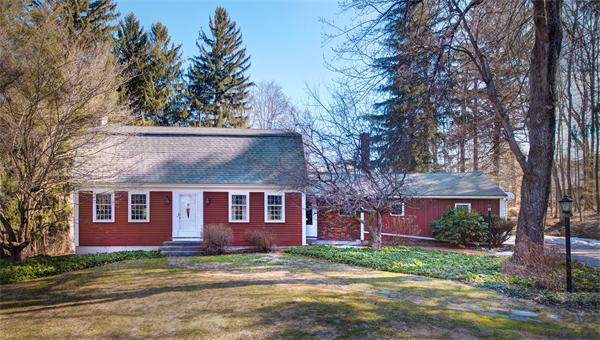 15 Hickory Road Southborough, MA 01772 - Photo 1 of 13 Gallery Image 1