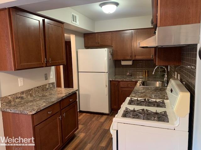 54715 Shelby Road, Unit 48 Shelby, MI 48316 - Photo 11 of 18
