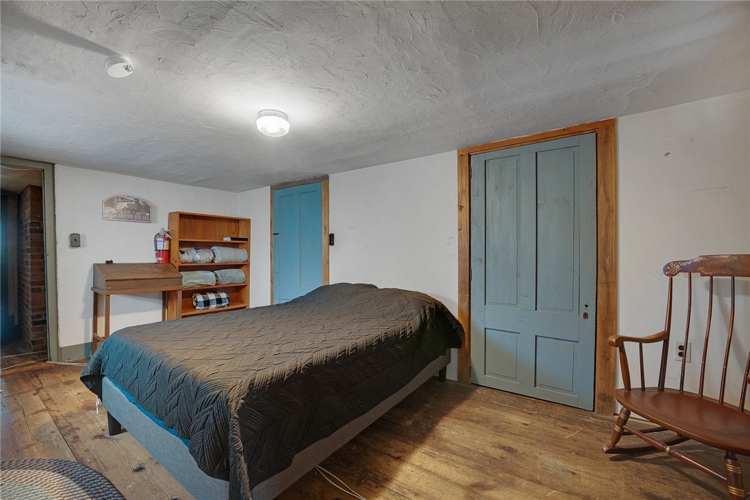 1677 Round Top Road Burrillville, RI 02830 - Photo 36 of 50