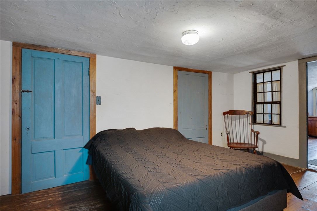 1677 Round Top Road Burrillville, RI 02830 - Photo 37 of 50