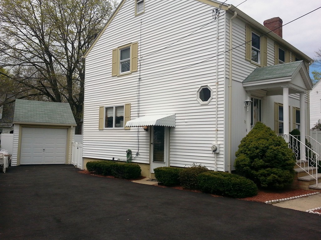 32 Dianne Road Medford, MA 02155 - Photo 3 of 27 Gallery Image 3
