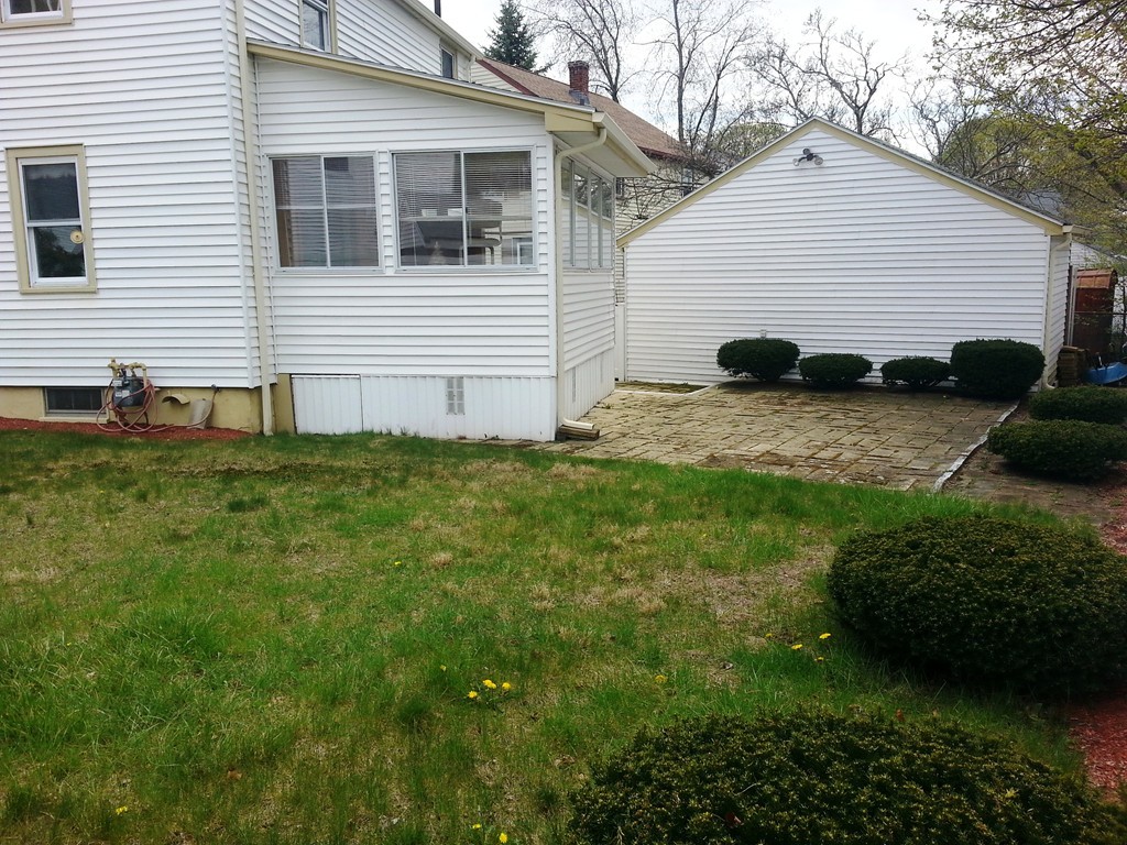 32 Dianne Road Medford, MA 02155 - Photo 4 of 27 Gallery Image 4