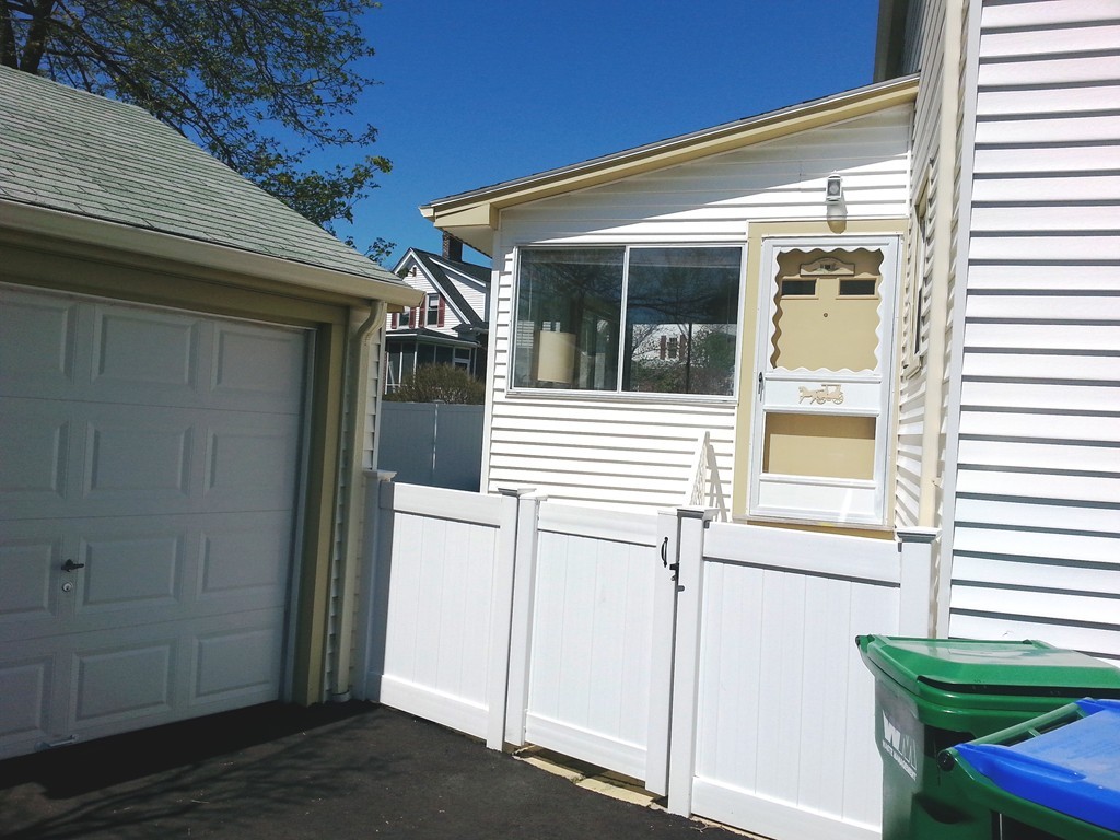 32 Dianne Road Medford, MA 02155 - Photo 5 of 27 Gallery Image 5