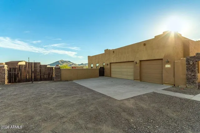 $925,000 | 48012 North 16th Street, New River, AZ 85087