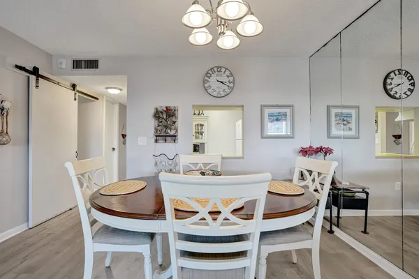 $1,350 | 1502 South Lakeside Drive, Unit 419, Lake Worth Beach, FL 33460