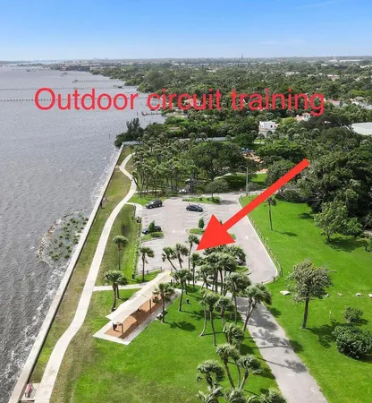 $1,350 | 1502 South Lakeside Drive, Unit 419, Lake Worth Beach, FL 33460
